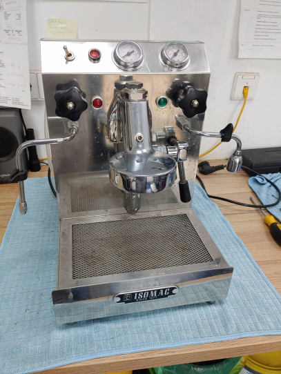 Isomac Tea Espressomaschine zur Reparatur bei uns